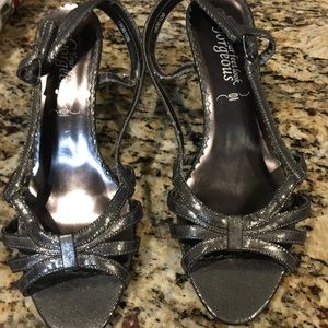 Neu Silver Slingback Sandals Size 9